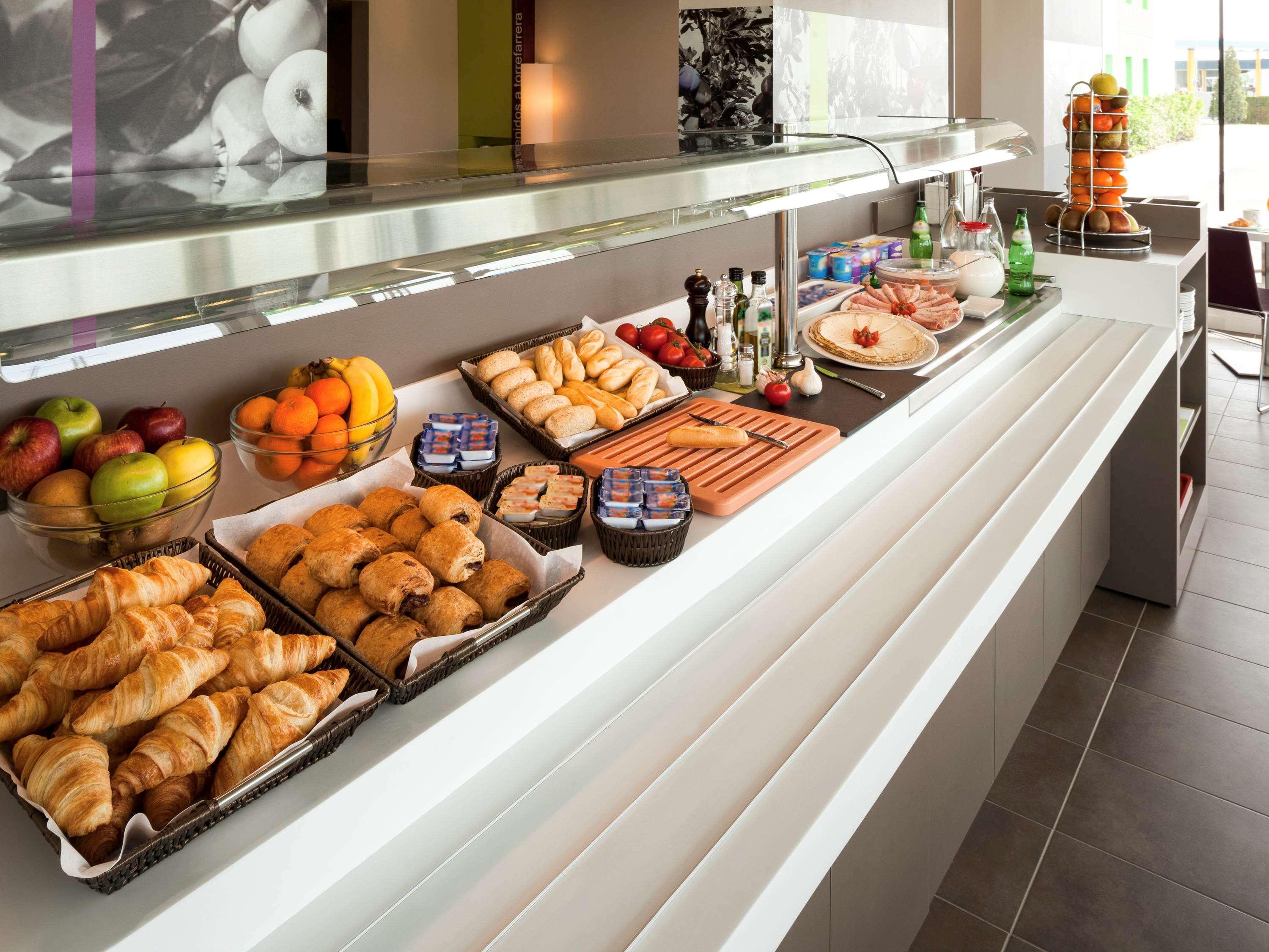 Hotel Ibis Styles Lleida Torrefarrera Eksteriør billede