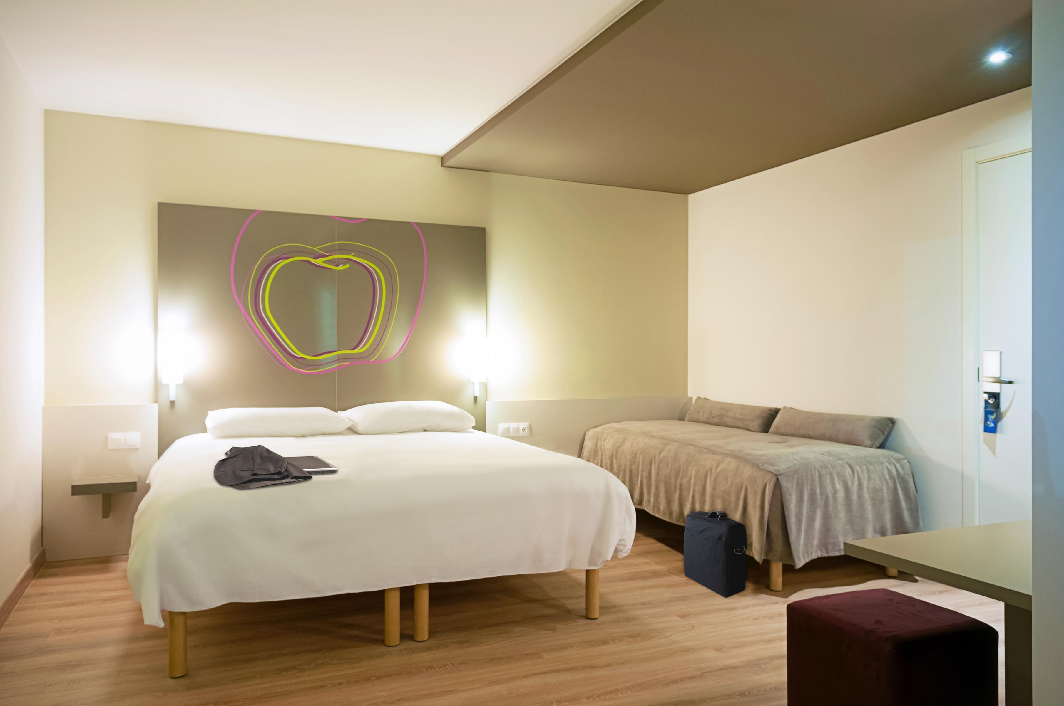 Hotel Ibis Styles Lleida Torrefarrera Eksteriør billede
