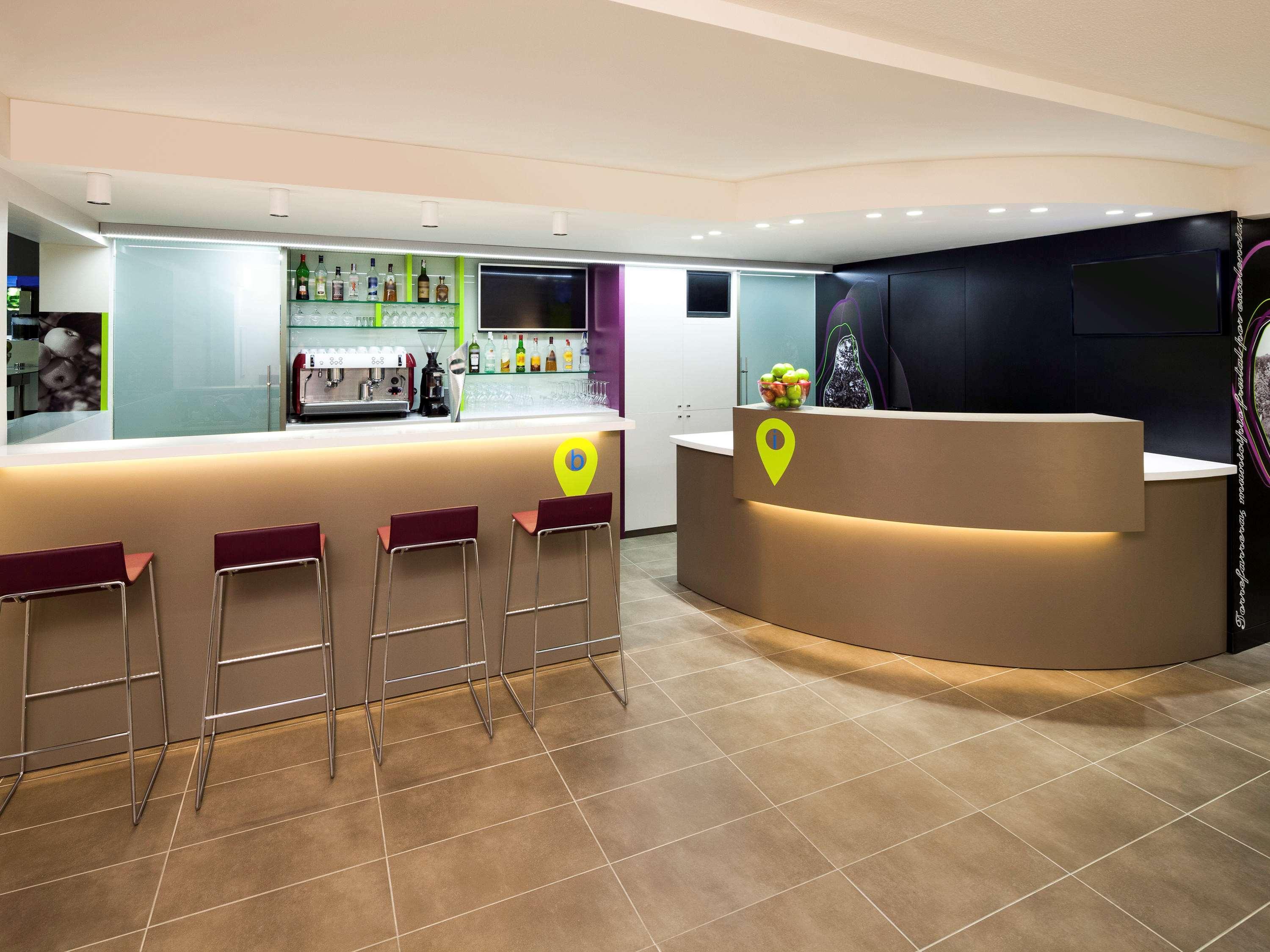 Hotel Ibis Styles Lleida Torrefarrera Eksteriør billede