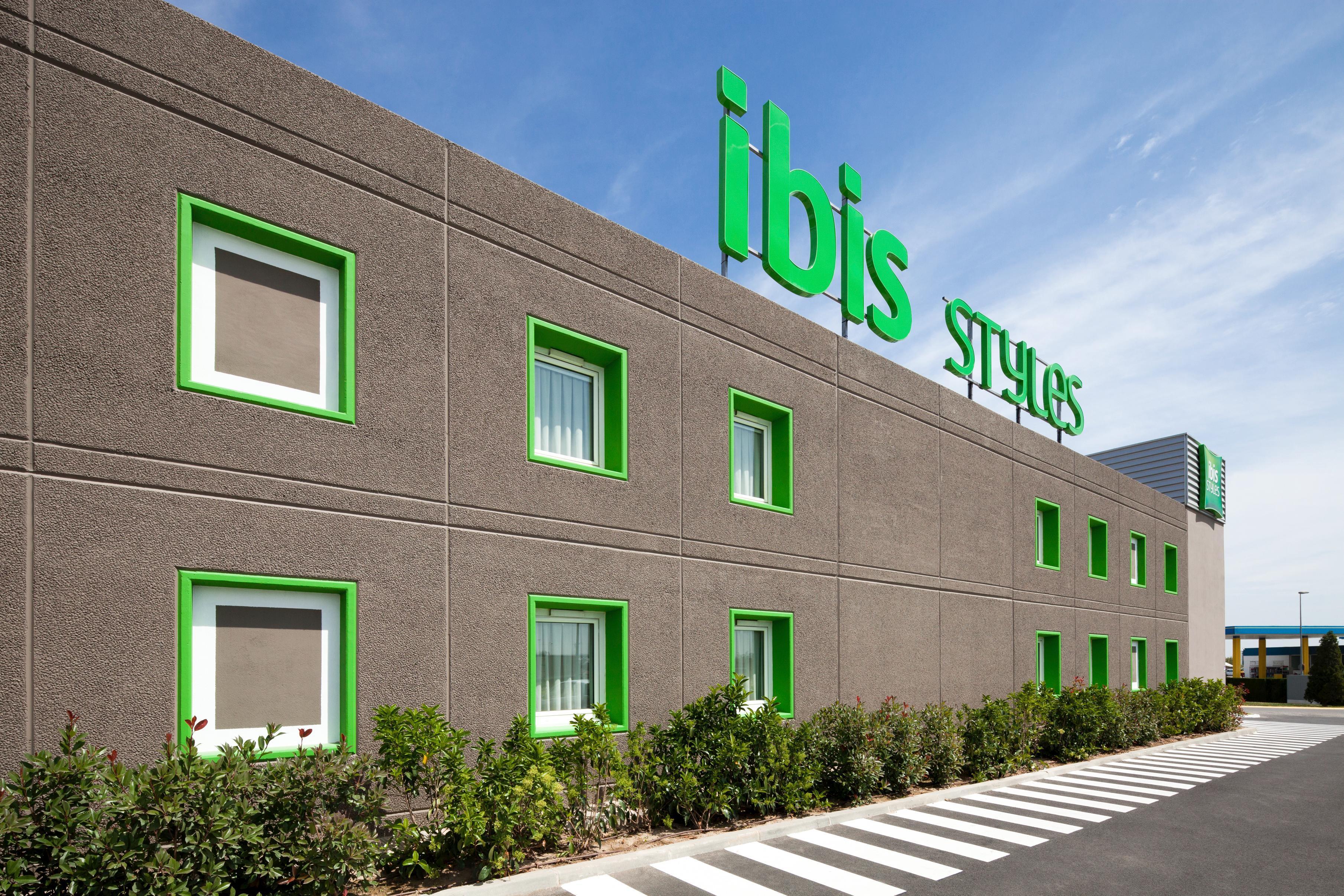 Hotel Ibis Styles Lleida Torrefarrera Eksteriør billede