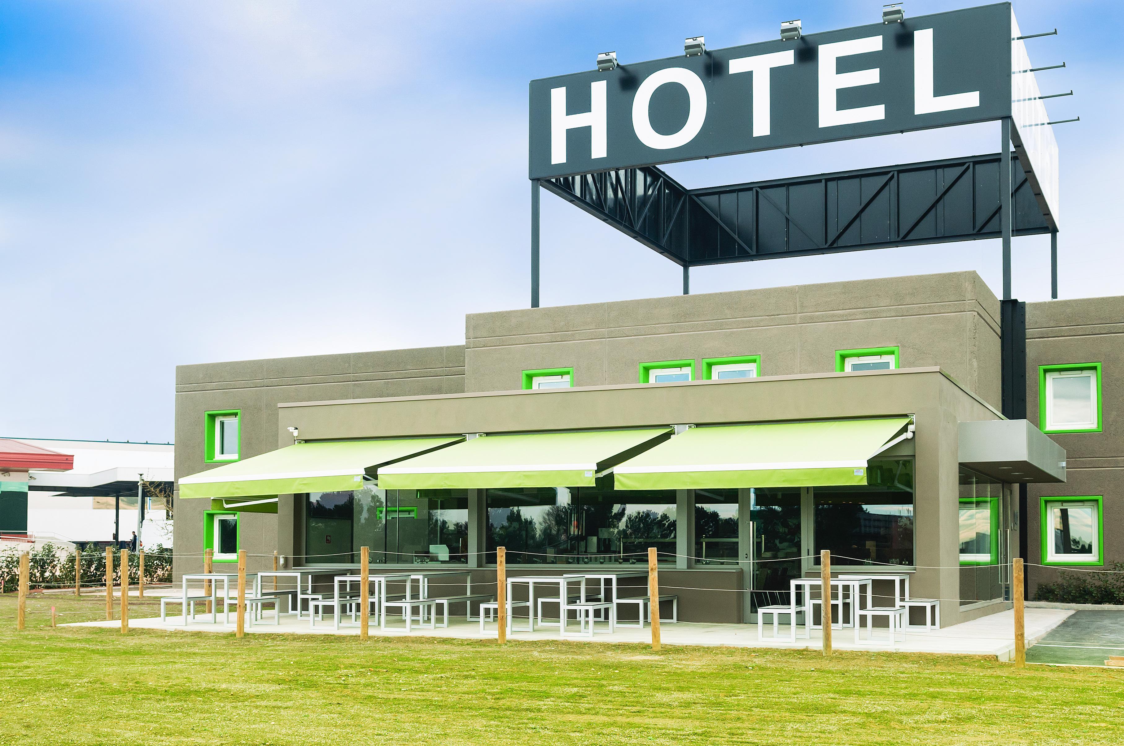 Hotel Ibis Styles Lleida Torrefarrera Eksteriør billede