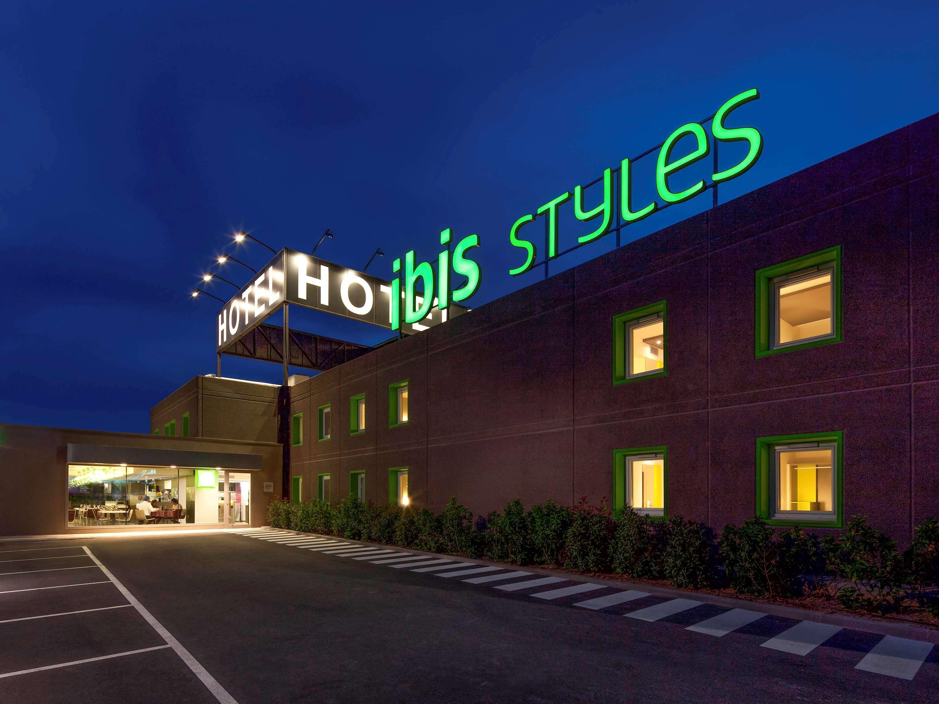 Hotel Ibis Styles Lleida Torrefarrera Eksteriør billede