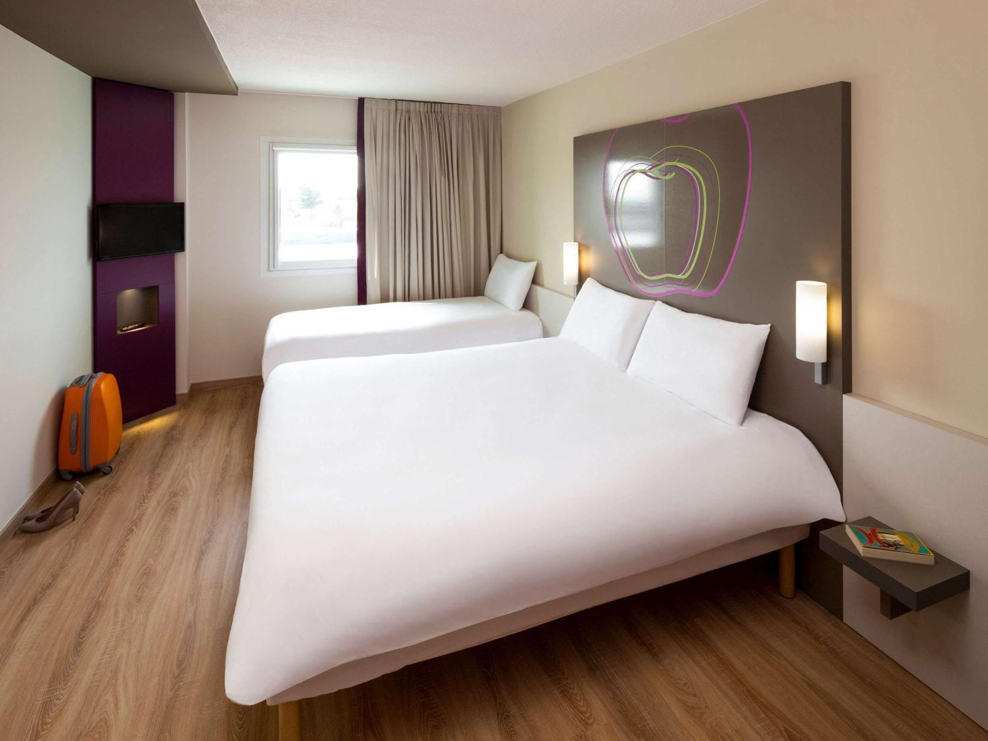 Hotel Ibis Styles Lleida Torrefarrera Eksteriør billede
