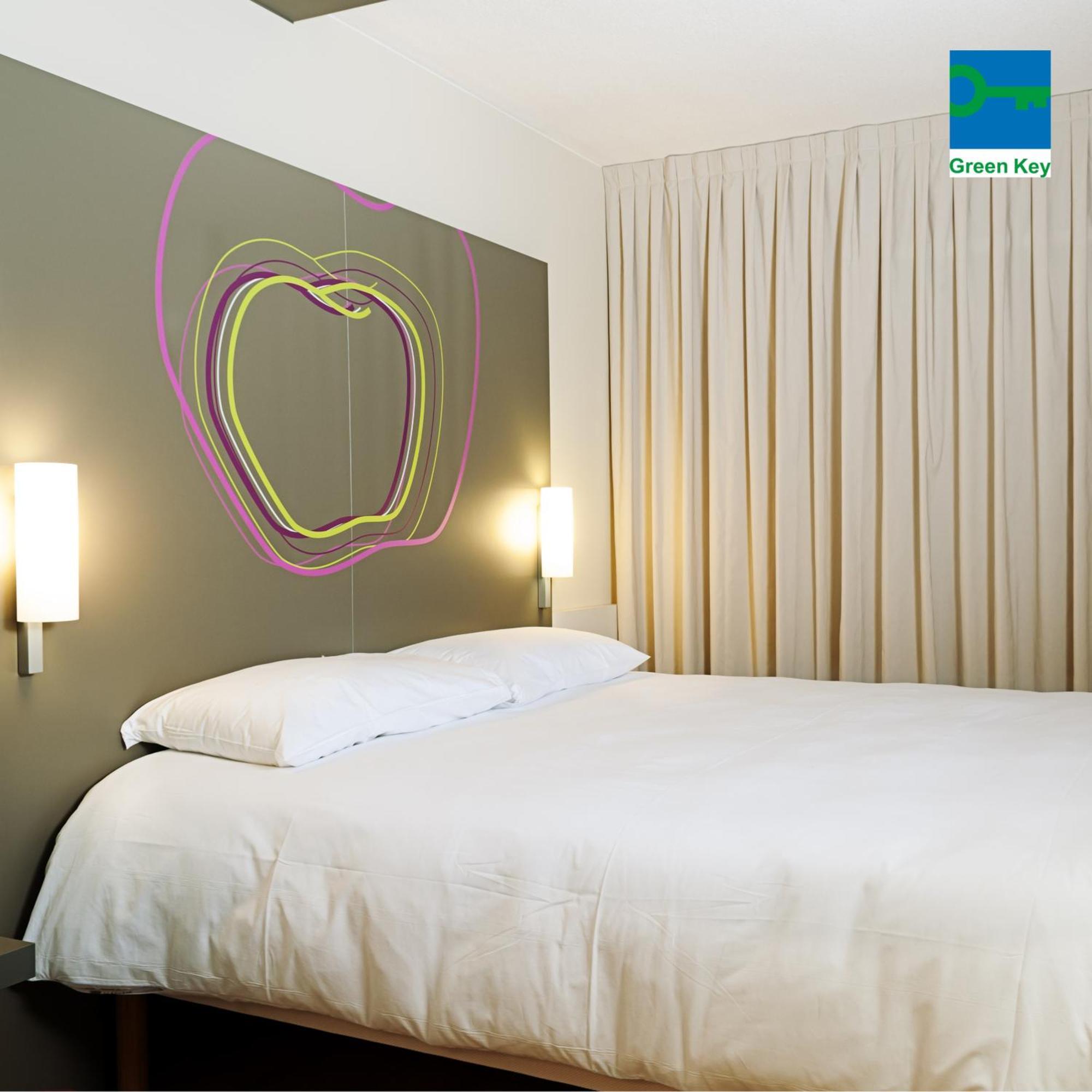 Hotel Ibis Styles Lleida Torrefarrera Eksteriør billede